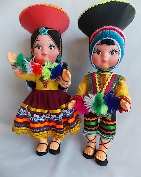 Peruvian_Doll_Plastic_Large_Pair