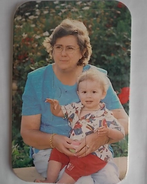 Grandmother_And_Grandson_Puzzle