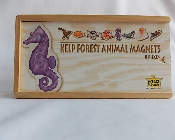 Kelp_Forest_Animal_Magnets