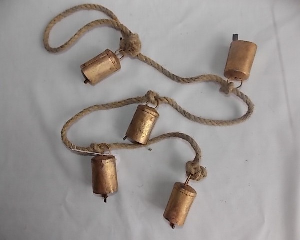 Five_Brass_Bells_On_Rope