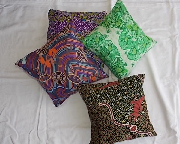 Aboriginal_Fabric_Cushion3_0_C_M