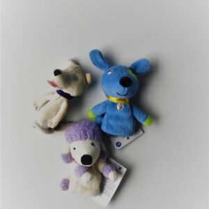 set of dogs finger puppet